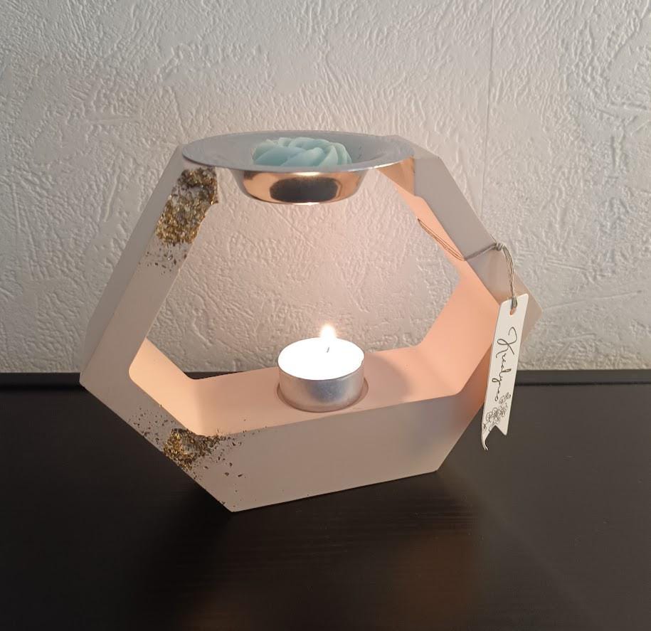 Brûle parfum losange terracotta clair et or.