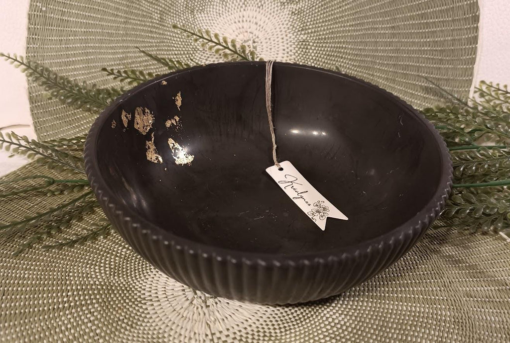 Grande coupe cannelée noire et or