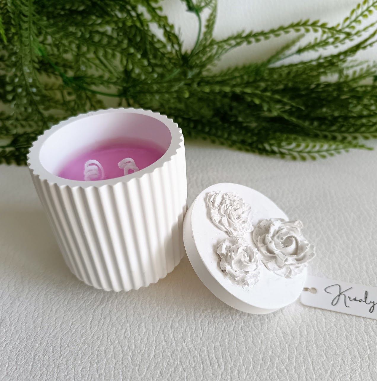 Bougie Parfumée Artisanale Cire Soja - Pot Céramique Fleurs Relief