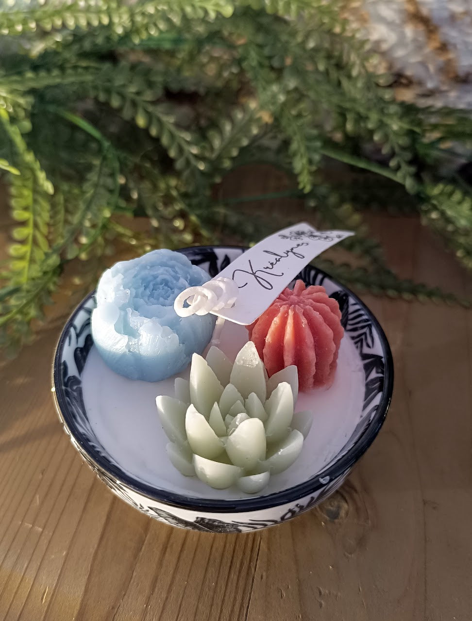 Bougie parfumée coupe céramique noire et blanche