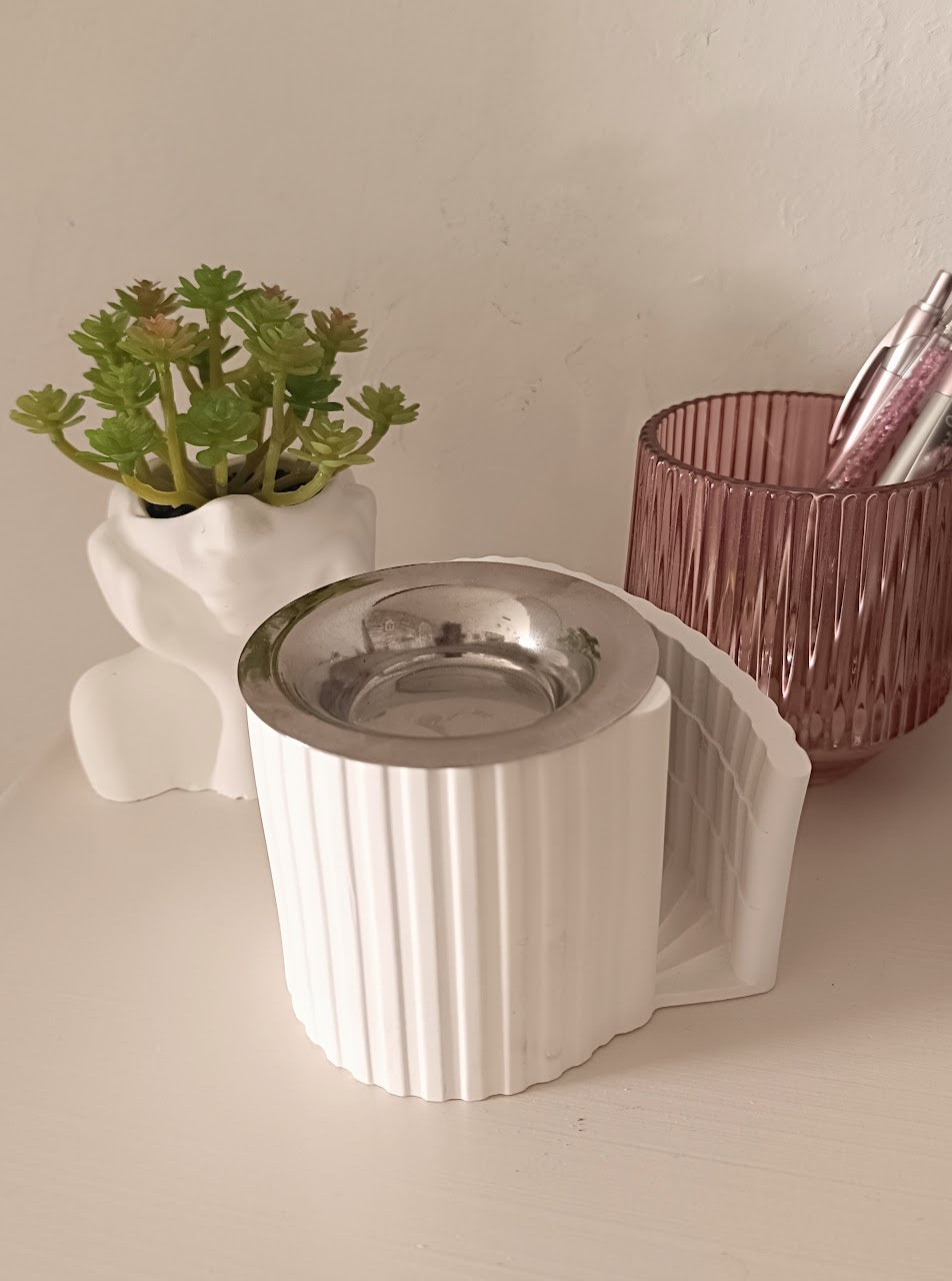 Brûle parfum artisanal en poudre de céramique blanche forme escalier