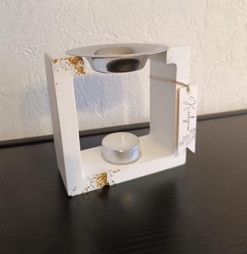 Brûle parfum carré blanc et petites pierres or