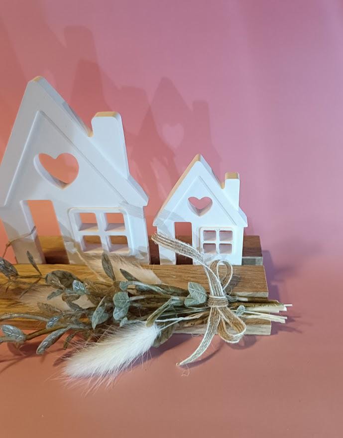 Décoration à poser maisons blanches, support bois
