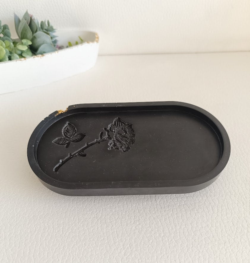 Plateau de rangement noir et or motif rose